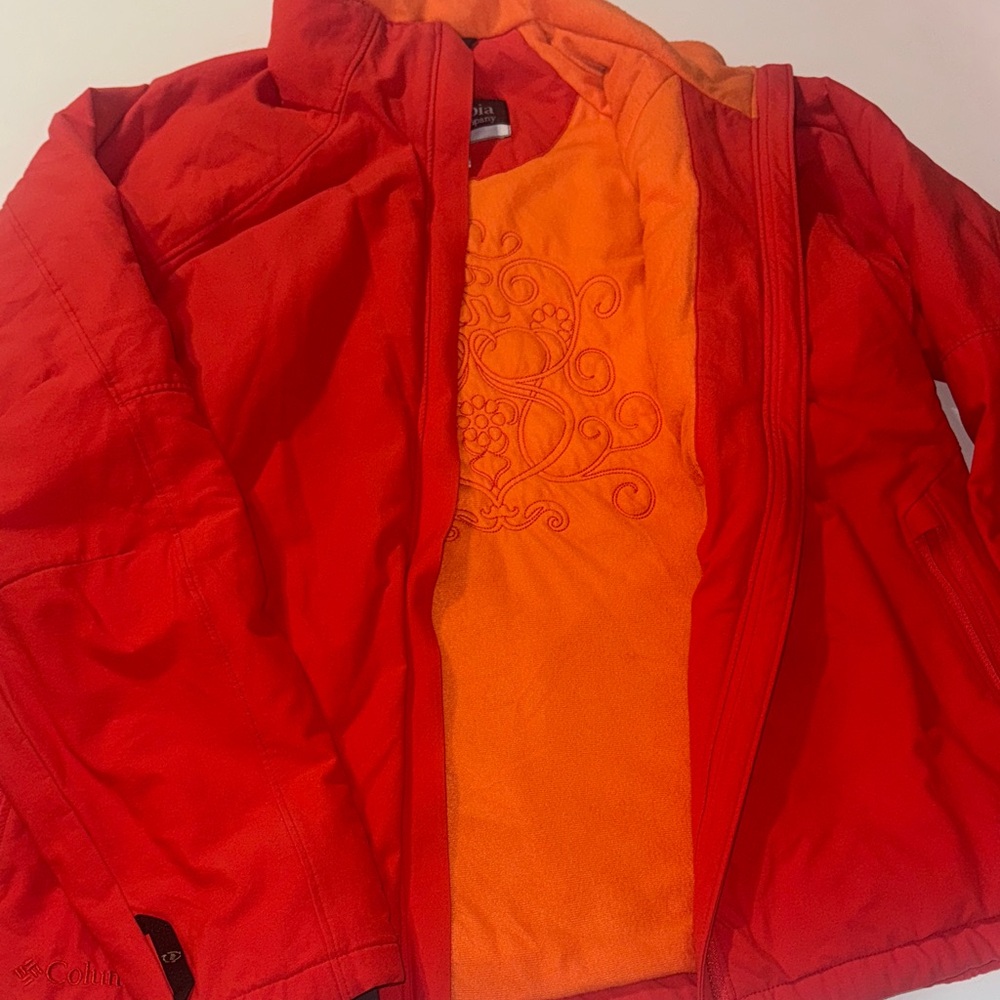 Columbia Women's Red and Orange Interchange Jacket W/ Beautiful‎ Embroidery